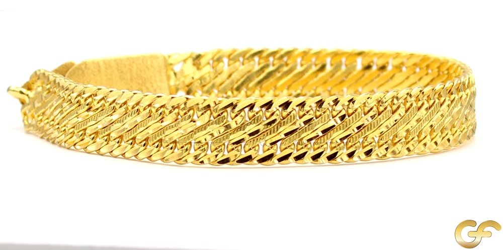 Elaborately Designed 22ct Yellow Gold Bracelet